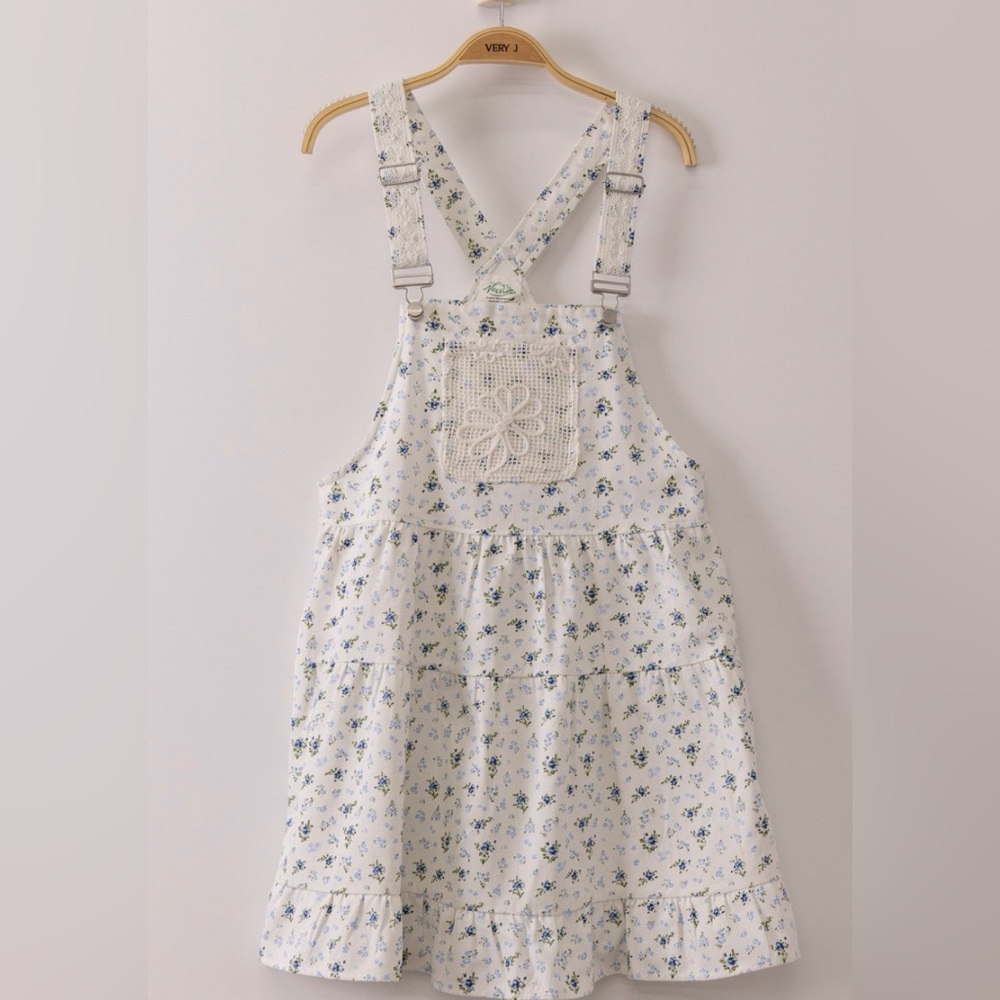 NWT Very J Floral Print Boho Crochet Patchwork Overall Mini Dress - Picture 4 of 5